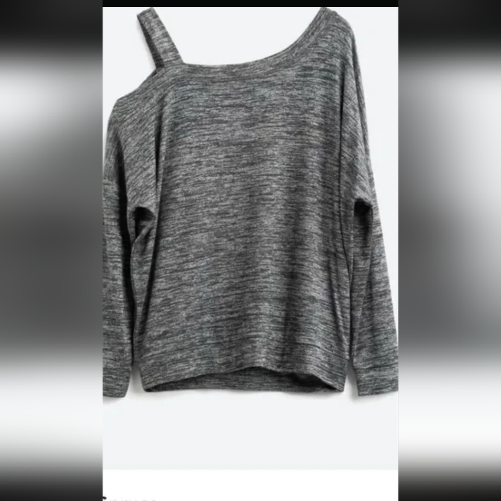 Market & Spruce Charcoal Off-Shoulder Sweater